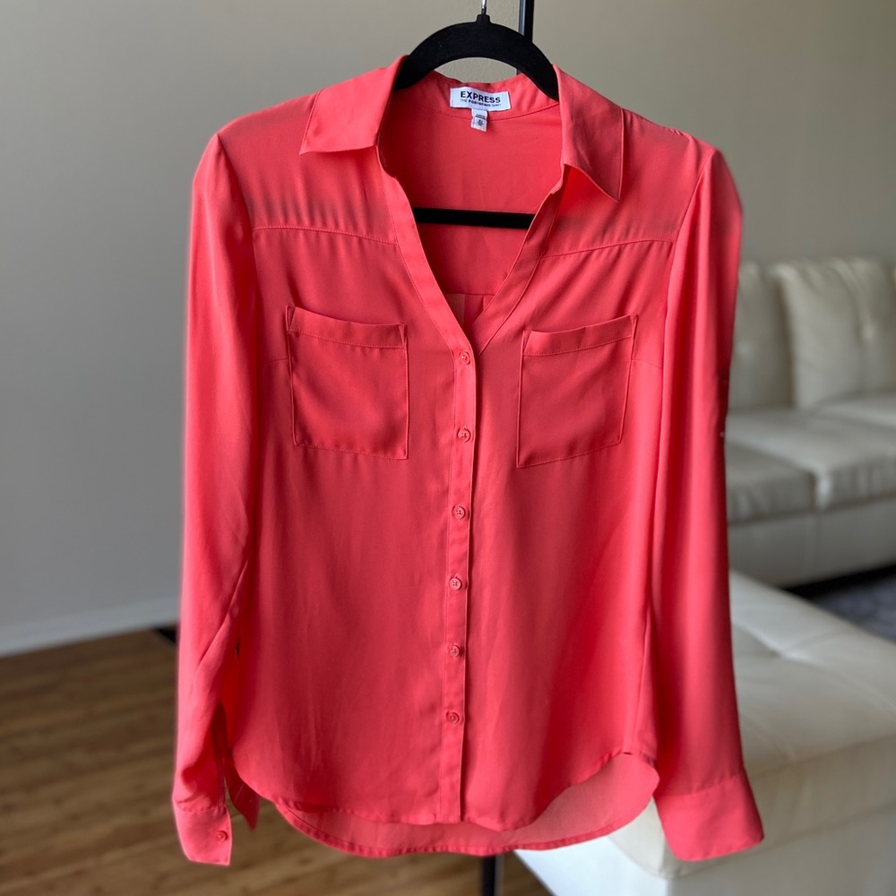 NWOT Express Pink Portofino Button Down Shirt size XS